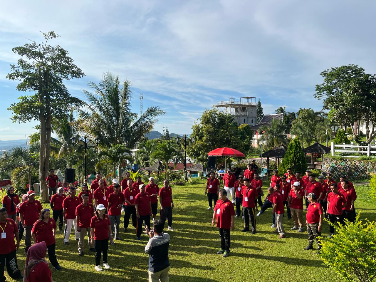 Rapat Kerja Gerindra DPC Semarang di Miniatur Kampung Surga Bandungan